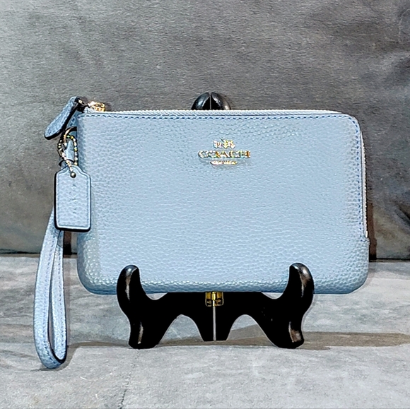 COACH DOUBLE CORNER ZIP PEBBLED LEATHER  WALLET WRISTLET STRAP 6½" X 4¼" BLUE - Picture 1 of 17